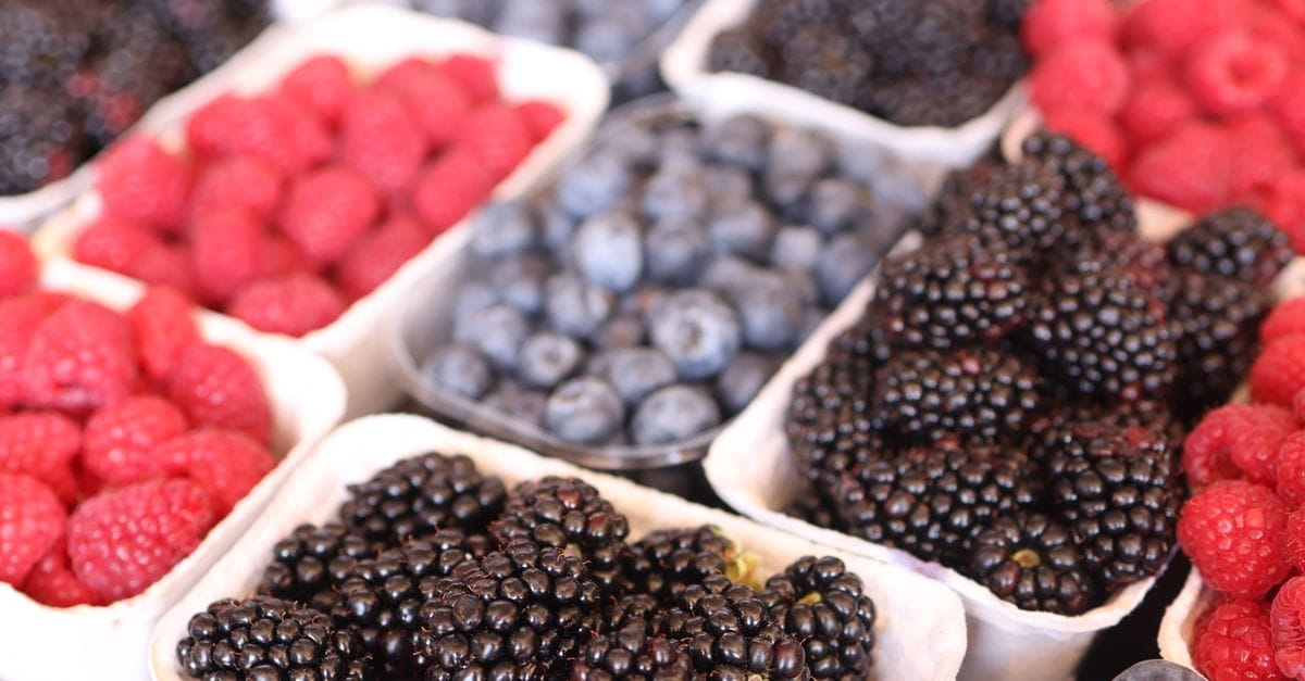 Seasonal Fruit & Berry Baskets